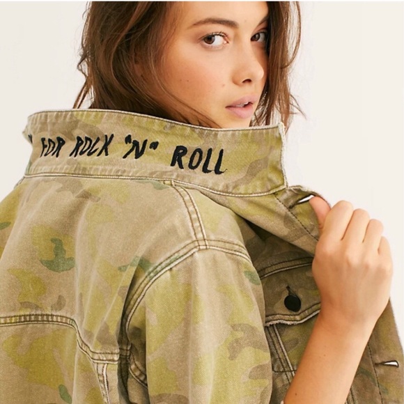 Free People x one teaspoon | Safari Camo Embroidered Collar Bandits Jean Jacket - Picture 12 of 16